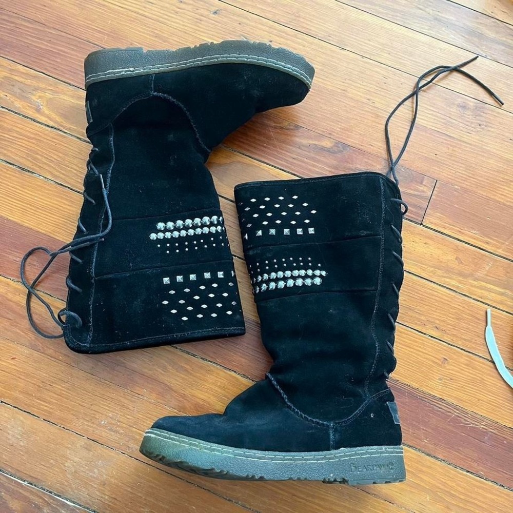 Y2K 2000s Shearling lined Bearpaw Silverthrone woman's boots size 9